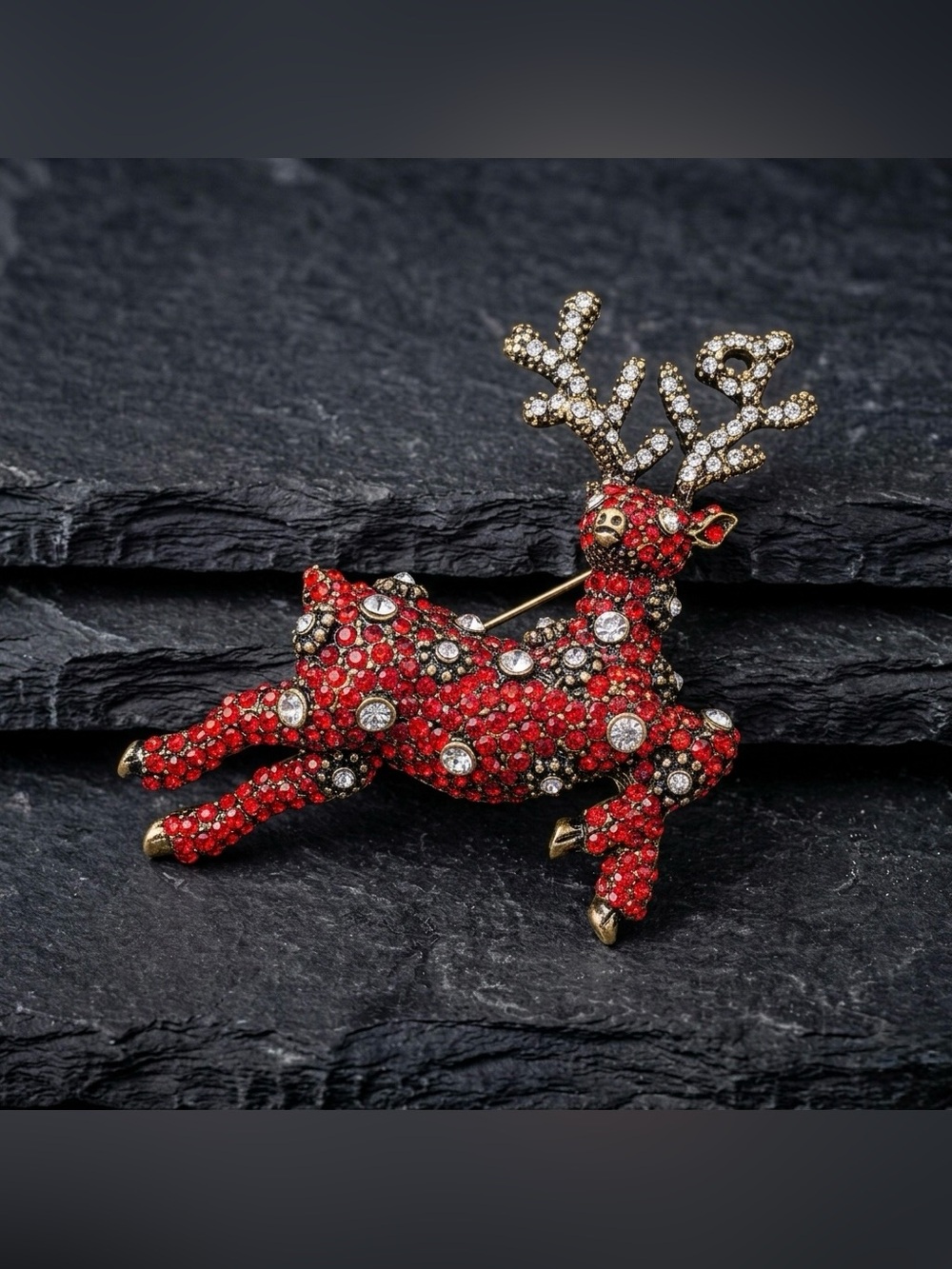 Large Red Crystal Rhinestone Gold Tone Reindeer Christmas Holiday Brooch